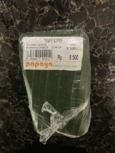 Papaya（パパイヤ）というスーパーで購入してきたテンペ